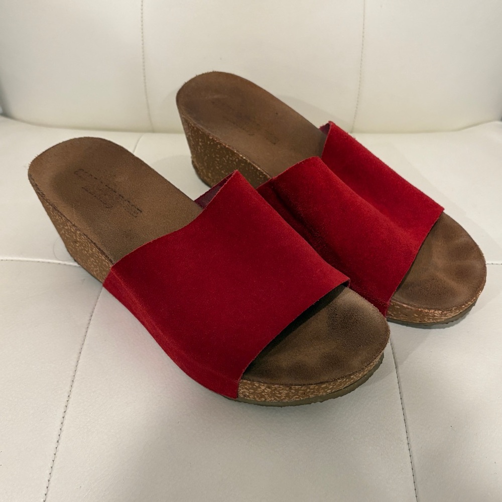 8100 Melrose Fred Segal Red Suede Wedge Slide Sandals Size EU 37 - Picture 2 of 7